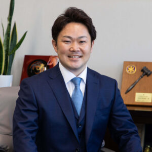 穴吹鉄工(株)　 代表取締役社長　岡本 英士氏（徳島）